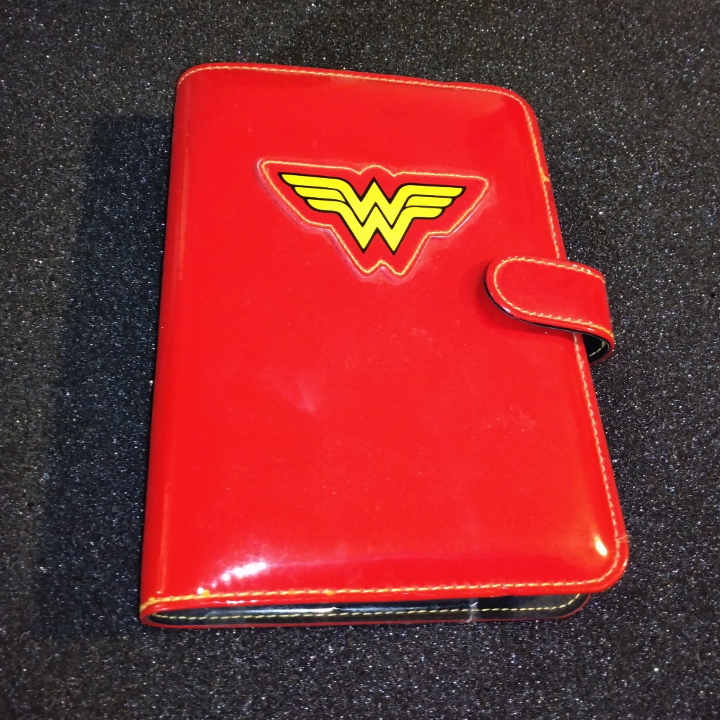 Rare Wonder Woman Organizer Ringbound September 1 2003 By Dc Comics Out Of Print